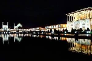 T6.-Central-Square-of-Esfahan